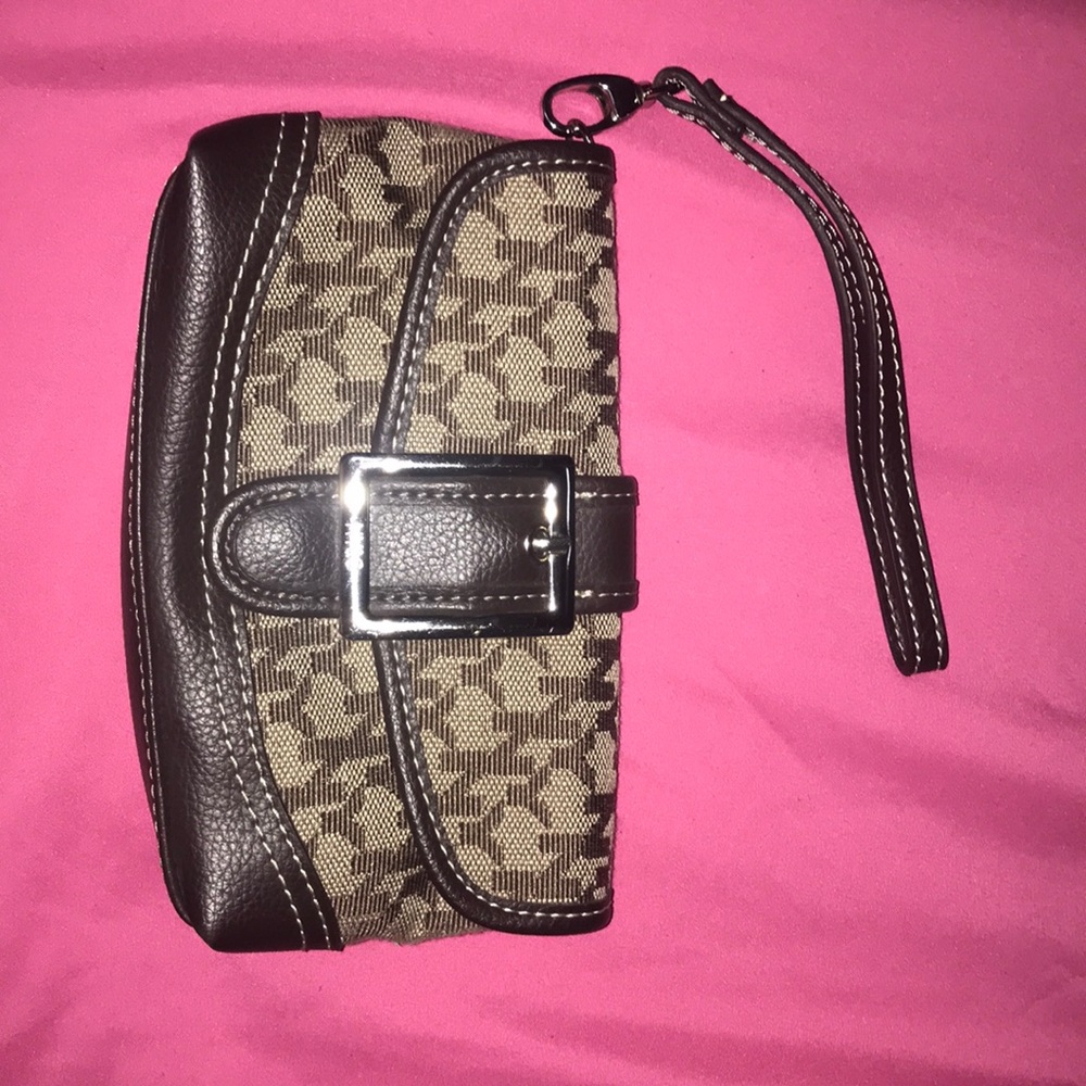 NEW YORK AND COMPANY WRISTLET